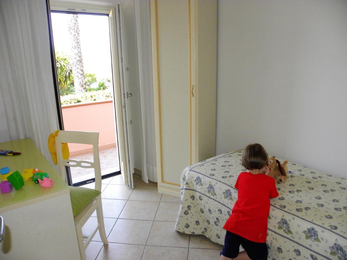 Comfortable Apartment In Maratea With Sea View 95 M² + Parking Eksteriør bilde