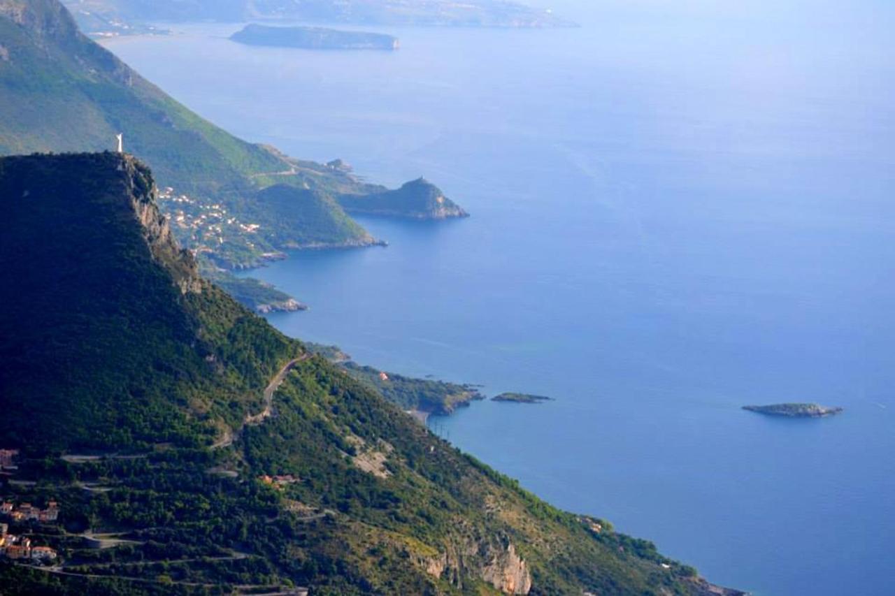 Comfortable Apartment In Maratea With Sea View 95 M² + Parking Eksteriør bilde